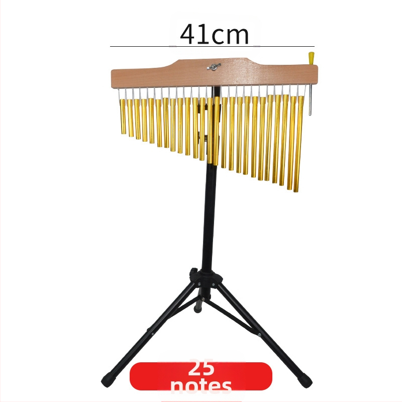 Mediniai vėjo varpeliai rinkinys su 25 tonų ir 36 tonų varpeliais, medinis garso medis su laikikliu ir 20 varpų eilei; vaikams nuo 7 iki 14 metų.