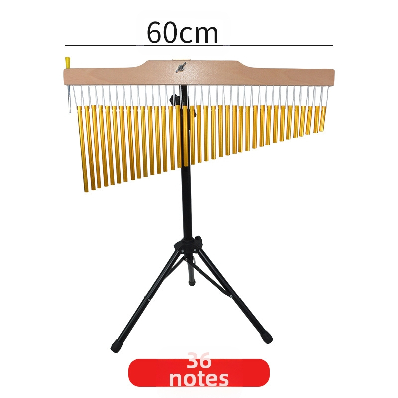 Mediniai vėjo varpeliai rinkinys su 25 tonų ir 36 tonų varpeliais, medinis garso medis su laikikliu ir 20 varpų eilei; vaikams nuo 7 iki 14 metų.