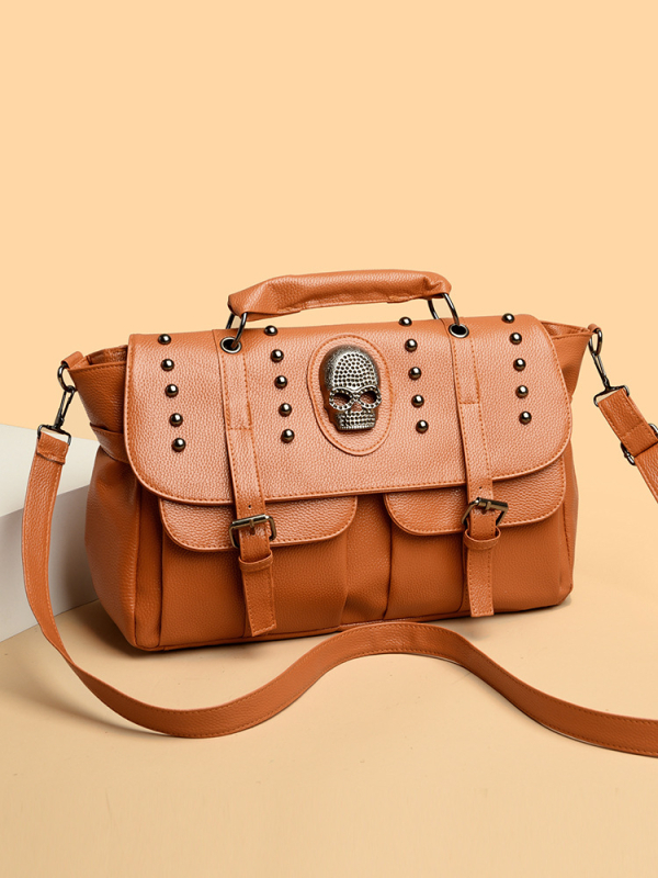 PU kožna torbica u ulicnom stilu s detaljima lubanje i šiljcih (niti), dvostruka upotreba (ruka i preko ramena), velika kapaciteta, inspirirana motociklima, unutarnji pretinci za telefon i osobnu iskaznicu