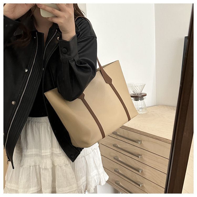 PU Tote Torba, Gradski Stil, Horizontalno Kvadratni Oblik, Zatvaranje Zipom, Unutarnji Pretinci sa Zipom (Tajni Džep, Džep za Identifikacijsku Karticu, Džep Tip Sandwich sa Zipom)