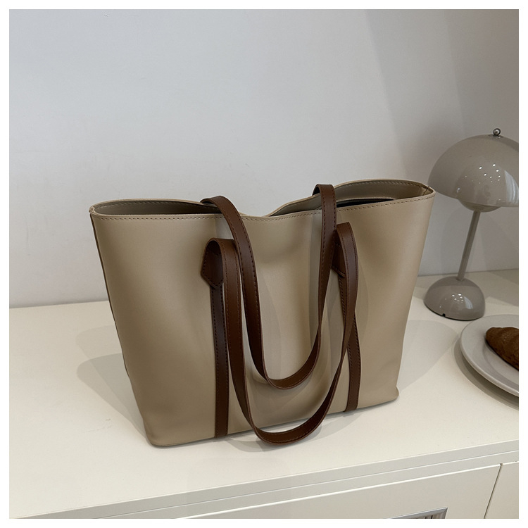 PU Tote Torba, Gradski Stil, Horizontalno Kvadratni Oblik, Zatvaranje Zipom, Unutarnji Pretinci sa Zipom (Tajni Džep, Džep za Identifikacijsku Karticu, Džep Tip Sandwich sa Zipom)