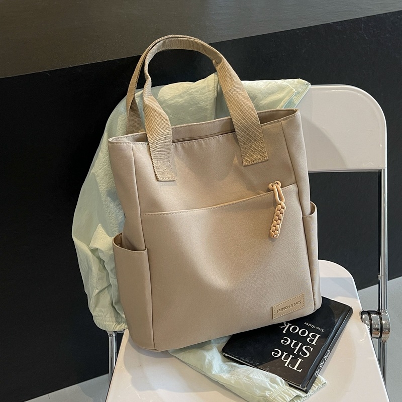 Дамска градска Tote чанта от нейлон, вертикална квадратна форма, цип, вътрешни джобове за телефон и лична карта, двойни презрамки, лято 2024