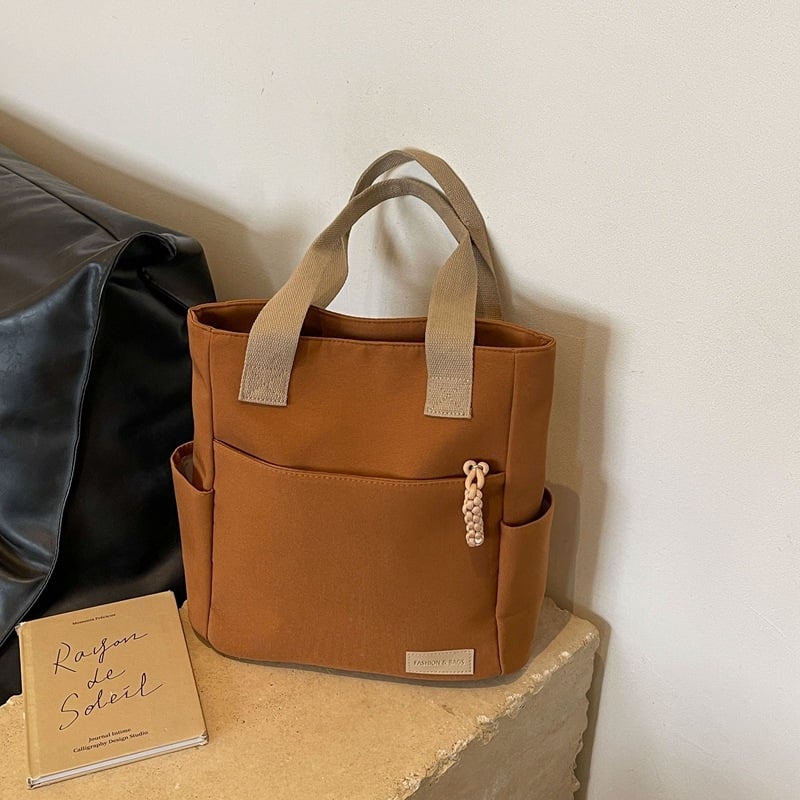 Дамска градска Tote чанта от нейлон, вертикална квадратна форма, цип, вътрешни джобове за телефон и лична карта, двойни презрамки, лято 2024