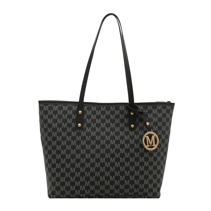 PU torba tipa kofer, gradski minimalistički stil, zatvaranje na zip, poliester podstava, unutarnji džep sa zipom, 3D vanjski dizajn, proljeće 2025