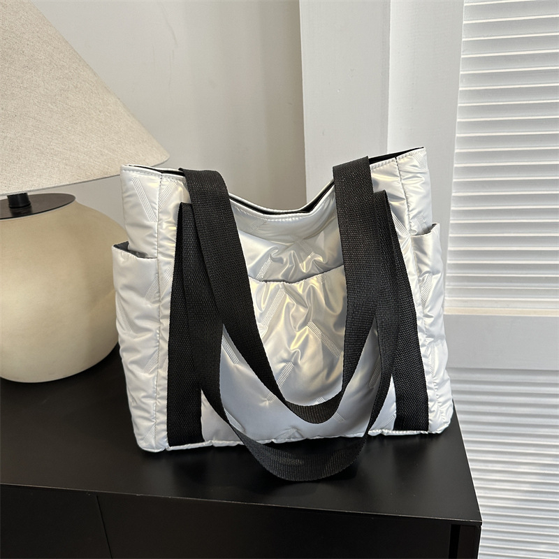 Ženska pamuk Tote torba u street trend stilu, horizontalno kvadratni oblik, zatvarač, džep za mobitel, podstava od poliestera