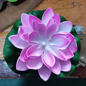 Ηλιακό φανάρι λωτού για κήπο νερού — διακοσμητικό με σχέδιο φύλλου λωτού, εξωτερικά αδιάβροχο LED, 0,5W, 1,2V, έως 12 ώρες φωτισμού