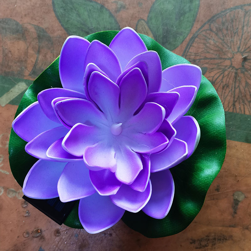 Solarna lampa lotosa za vodnu baštu – dekor s listom lotosa, vanjska kiša otporna LED, 0,5 W, 1,2 V, do 12 sati osvjetljenja