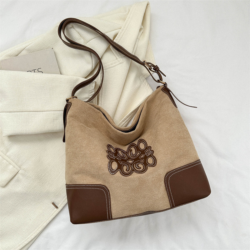 Vintage gradska torba za svakodnevnu upotrebu – PU, oblik kanta (bucket), zatvarač, podstava od poliester, džep za mobitel