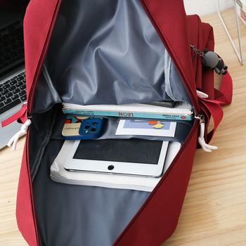 Unisex νάιλον σακίδιο με στυλ κολλεγίου, μεγάλη χωρητικότητα, αδιάβροχο, καμπύλος ιμάντας ώμου, επένδυση πολυεστέρα, μοτίβο με γράμματα, street style