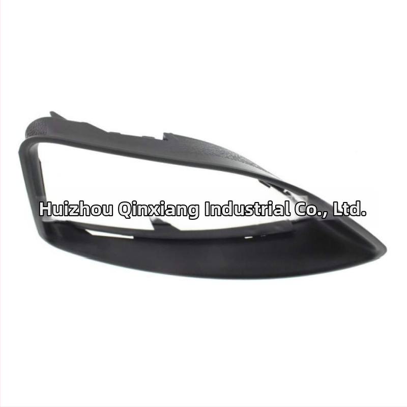 Priekinio miglos žibinto gaubtas ir rėmas Ford Fusion/Mondeo 2010-2012 - ABS