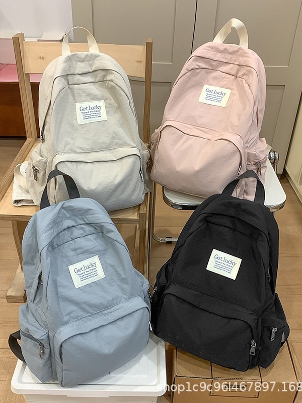 Ženski ruksak – najlon, kapacitet 20–35 L, kompatibilan s 14-inčnim prijenosnikom, otporan na habanje, podstava od poliester