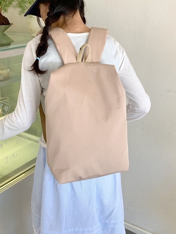 Unisex Νάιλον σακίδιο για φορητό 16 ιντσών, χωρητικότητας 20–35 L, αναπνεόμενο, καμπύλοι ιμάντες ώμου, κατάλληλο για επιχειρηματικά ταξίδια και μετακινήσεις