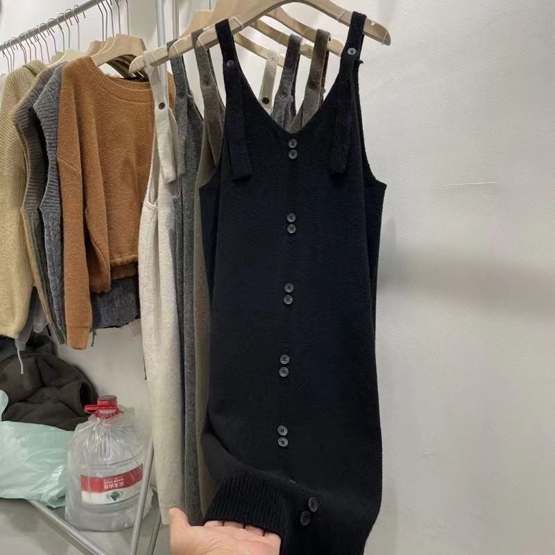 Duga pletena haljina od akrila s gumbima, prav kroj, ulični stil, dugi rukavi, zimsko izdanje 2024