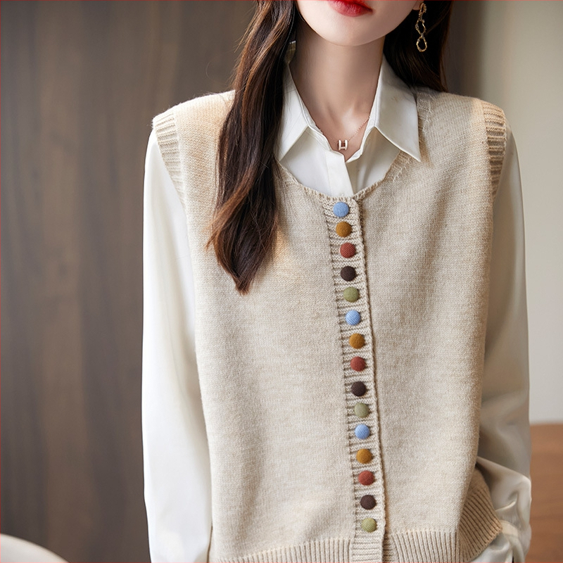 Pletena vesta bez rukava, vuneno-viskozna mješavina, okrugli izrez, udoban slobodan kroj, jesen 2024