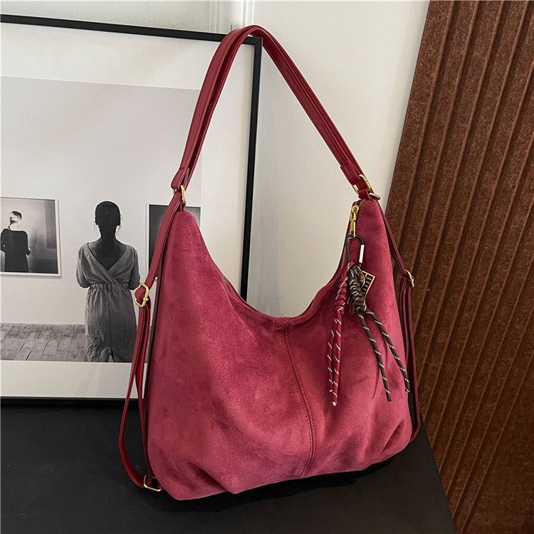 Velur ruksak sa šnurnim zatvaranjem, horizontani kvadratni oblik, džep za telefon, poliester podstava