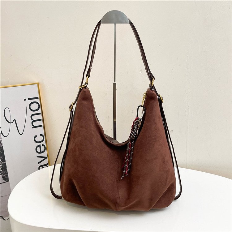 Velur ruksak sa šnurnim zatvaranjem, horizontani kvadratni oblik, džep za telefon, poliester podstava