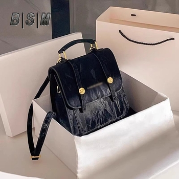 Ruksak urbanog stila od PU sintetičke kože, vertikalni kvadratni oblik, zatvaranje s kapom, unutarnji ID džep, trodimenzionalni vanjski dizajn, dvostruke naramenice, za svakodnevnu upotrebu