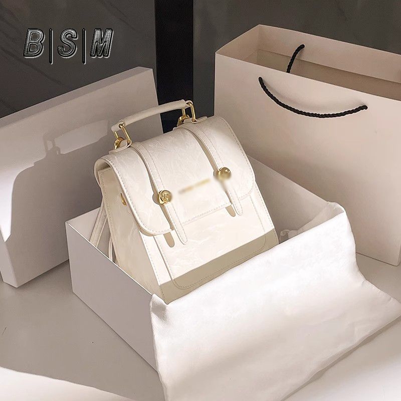 Ruksak urbanog stila od PU sintetičke kože, vertikalni kvadratni oblik, zatvaranje s kapom, unutarnji ID džep, trodimenzionalni vanjski dizajn, dvostruke naramenice, za svakodnevnu upotrebu