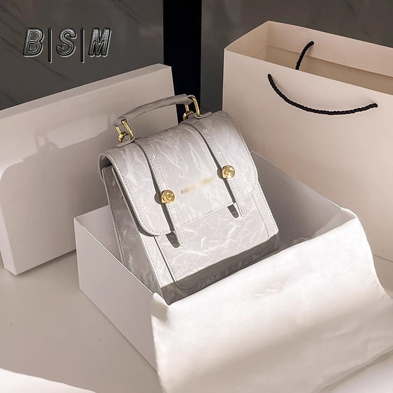 Ruksak urbanog stila od PU sintetičke kože, vertikalni kvadratni oblik, zatvaranje s kapom, unutarnji ID džep, trodimenzionalni vanjski dizajn, dvostruke naramenice, za svakodnevnu upotrebu