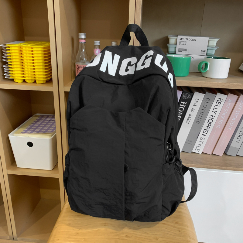 Unisex nylon ruksak za školu i putovanja, kapacitet 20–35L, 15-inčni prijenosnik, naramenice s zračnim jastučićima