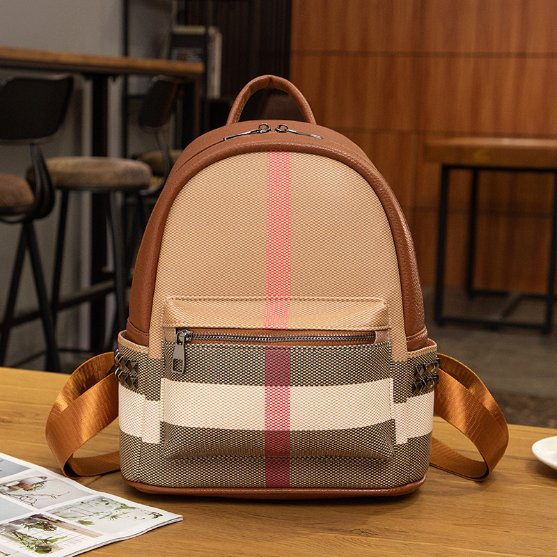 Ženski karirani ruksak od PU-a, ulični stil, proljeće 2025, unutarnje podstave od polyestera i pamuka, zatvaranje na zip, unutarnji džepovi za telefon i ID, unutarnja pregrada, otporan na habanje, za svakodnevnu upotrebu