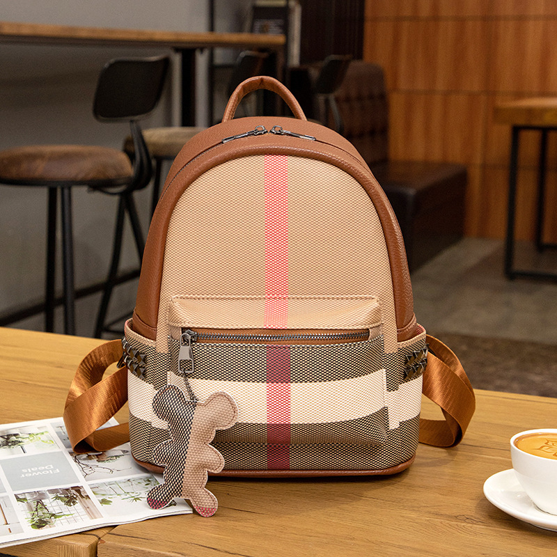 Ženski karirani ruksak od PU-a, ulični stil, proljeće 2025, unutarnje podstave od polyestera i pamuka, zatvaranje na zip, unutarnji džepovi za telefon i ID, unutarnja pregrada, otporan na habanje, za svakodnevnu upotrebu