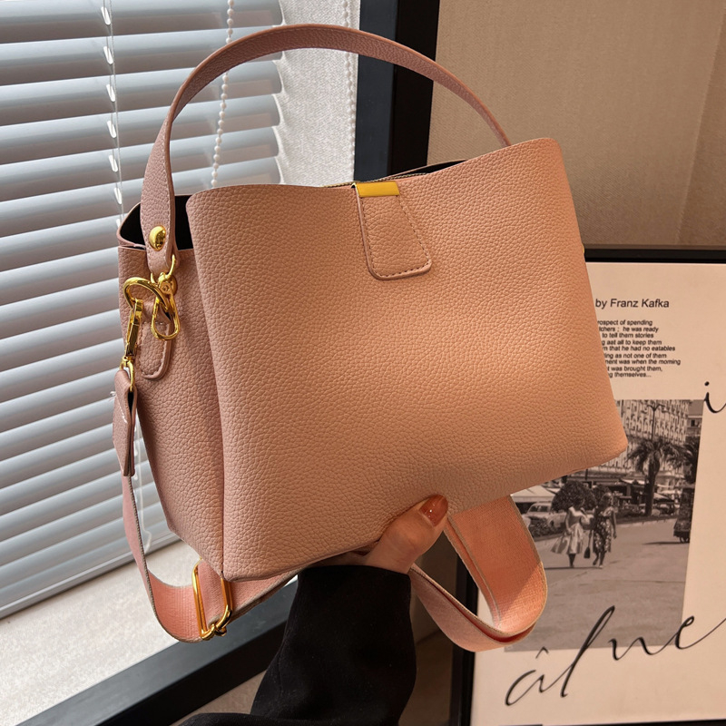 Bucket torba, PU materijal, gradski jednostavan stil, zatvaranje zipom, podstava od sintetičke kože, jedna naramenica, za svakodnevnu uporabu