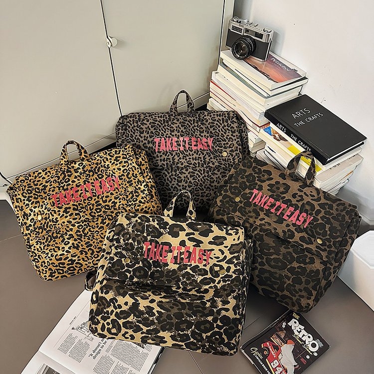 Ruksak od Oxford platna s leopard printom, kompatibilan s 11-inčnim prijenosnikom, naramenice s zračnim jastučićem, otporan na habanje, urbani stil