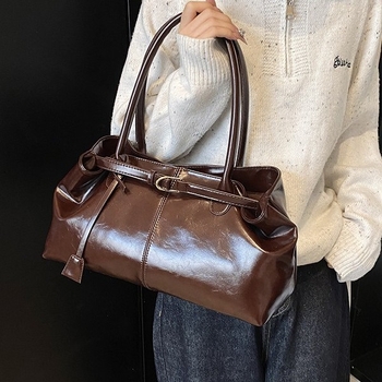 Geantă de umăr din PU, unisex, formă orizontală pătrată, închidere magnetică, buzunar interior cu fermoar, căptușeală poliester