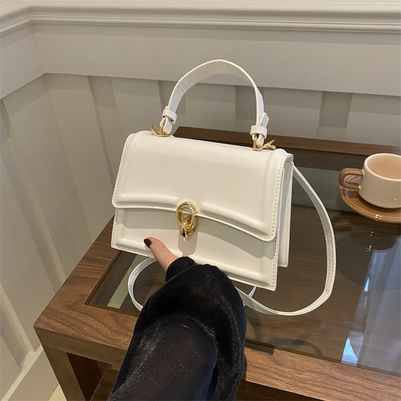 PU kožna vodoravna kvadratna torba — gradski stil, crossbody s poklopnim zatvaranjem, ljeto 2024