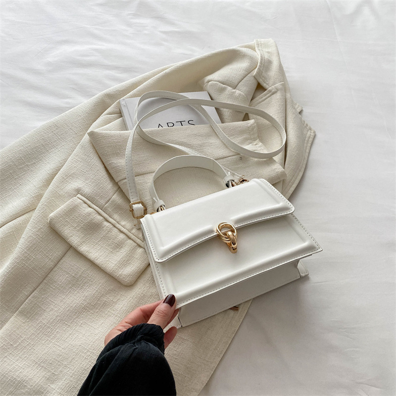 PU kožna vodoravna kvadratna torba — gradski stil, crossbody s poklopnim zatvaranjem, ljeto 2024