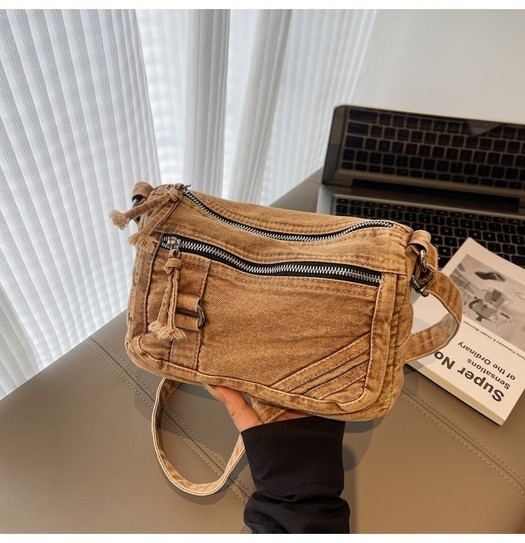 Τσάντα denim για έναν ώμο – αστικό στυλ, κάθετη τετράγωνη μορφή, φερμουάρ, επένδυση πολυεστέρα