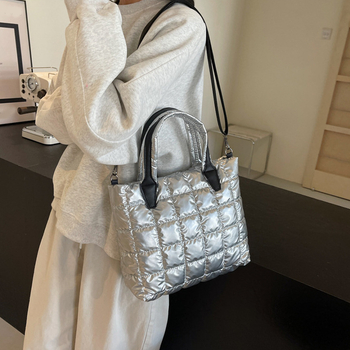 Дамска чанта за рамо от найлон със бродиран каре модел, уличен стил, ципно затваряне, подплата от полиестер