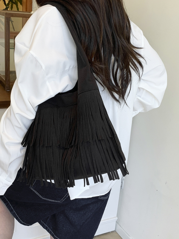 Ženska torbica s resicama – torba tipa kanta, magnetsko zatvaranje, unutarnja džep, poliester, ljeto 2025