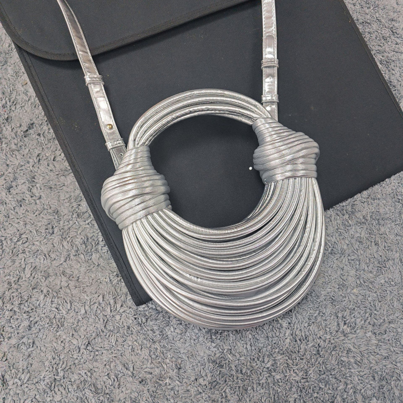 PU pletena torba – okruglog oblika, 3D vanjski dio, zatvarač, podstava od poliestera