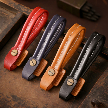 Hallmo μπρελόκ αυτοκινήτου από δέρμα βοδινού σε πολυτελή δώρο-κουτί