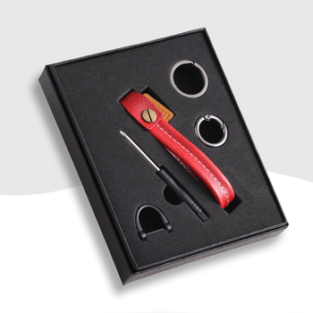 Hallmo μπρελόκ αυτοκινήτου από δέρμα βοδινού σε πολυτελή δώρο-κουτί