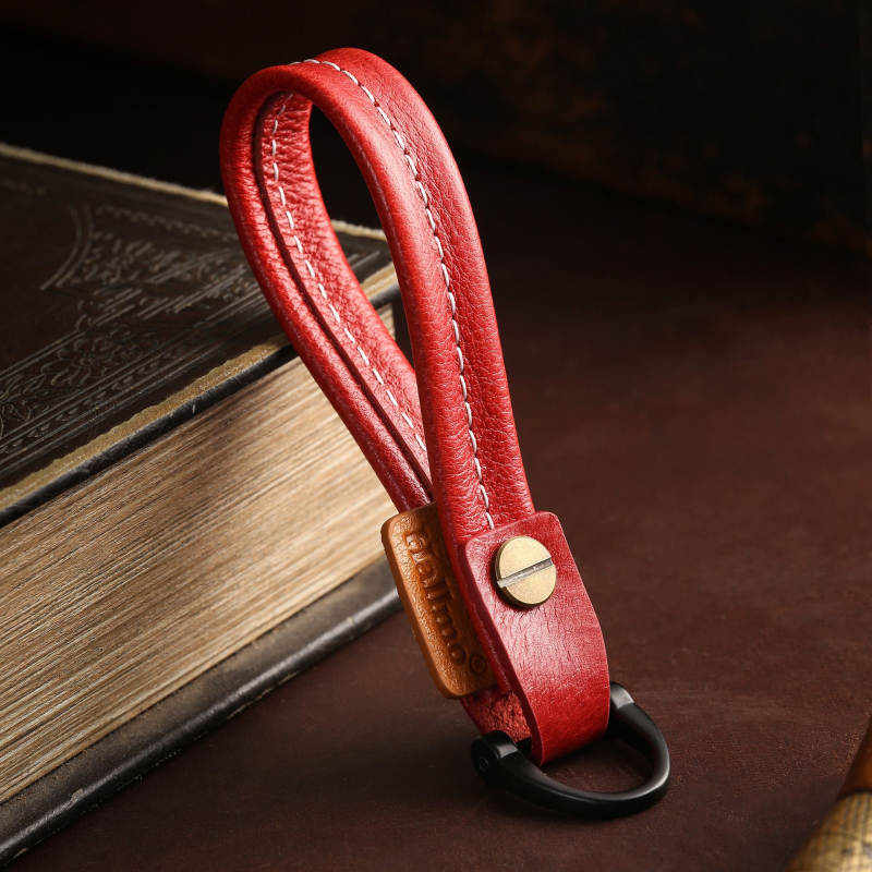 Hallmo kožni lančić za automobil u luksuznoj darovnoj kutiji