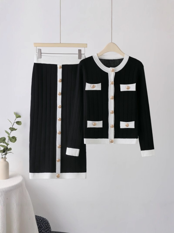 Dvodijelni pleteni set: pulover s kružnim izrezom i 3D uzorkom, rukav u obliku latice, midi suknja od viskoze