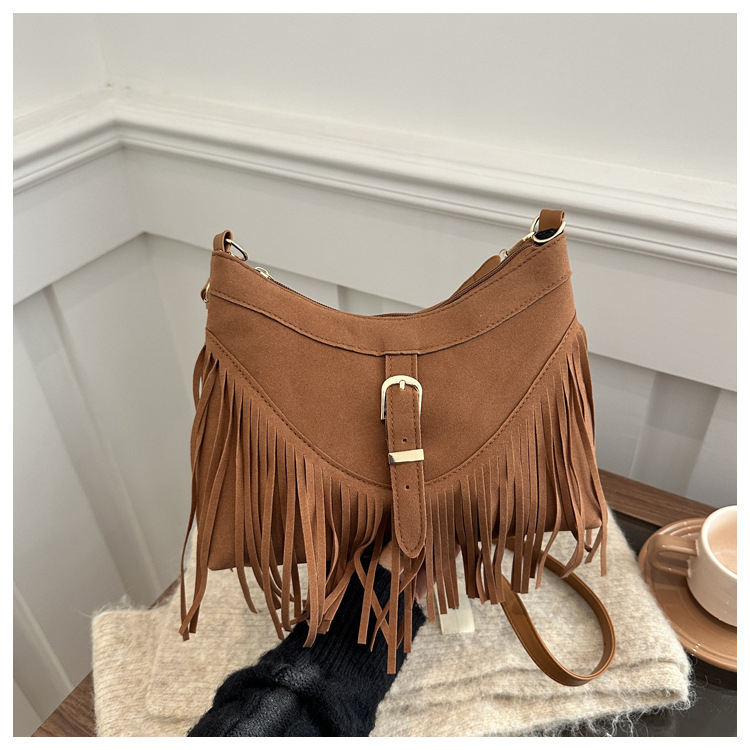 Torbica Tote s resicom - gradski trend PU, dumpling torba, horizontalni kvadratni oblik, zatvaranje zipom (PU; gradski stil; dumpling; kvadratni oblik; zip)