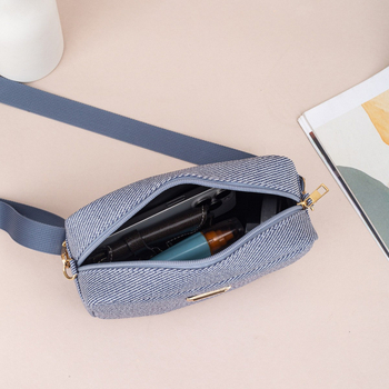 Ženska torbica preko ramena za slobodno vrijeme - PU koža, horizontalni kvadratni oblik, zatvaranje na zip, unutarnja džep za mobitel