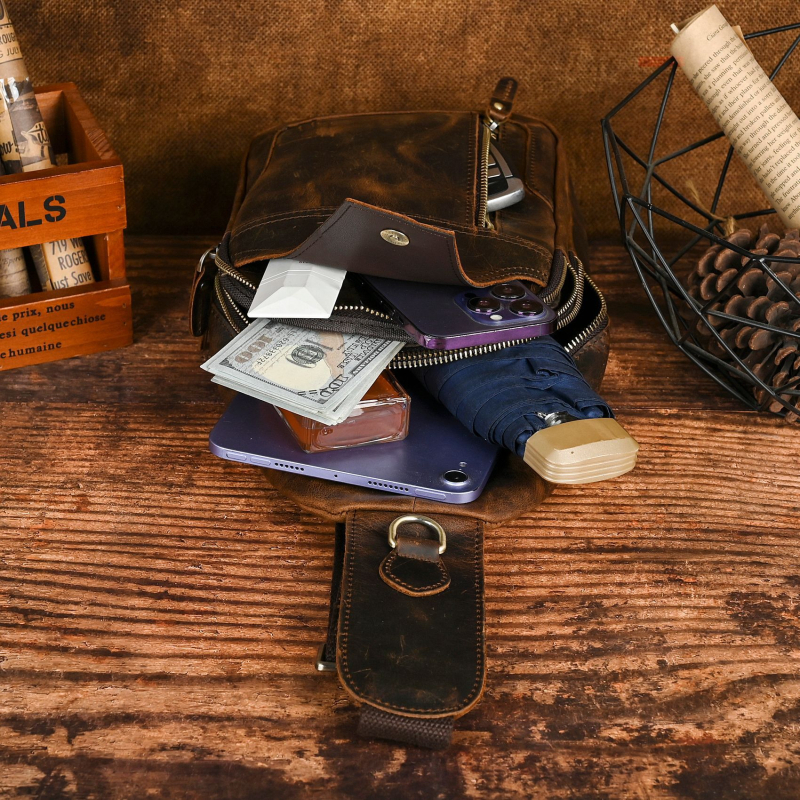 Férfi mellkasi táska valódi bőrből, 2024 tavasz, mindennapi használatra