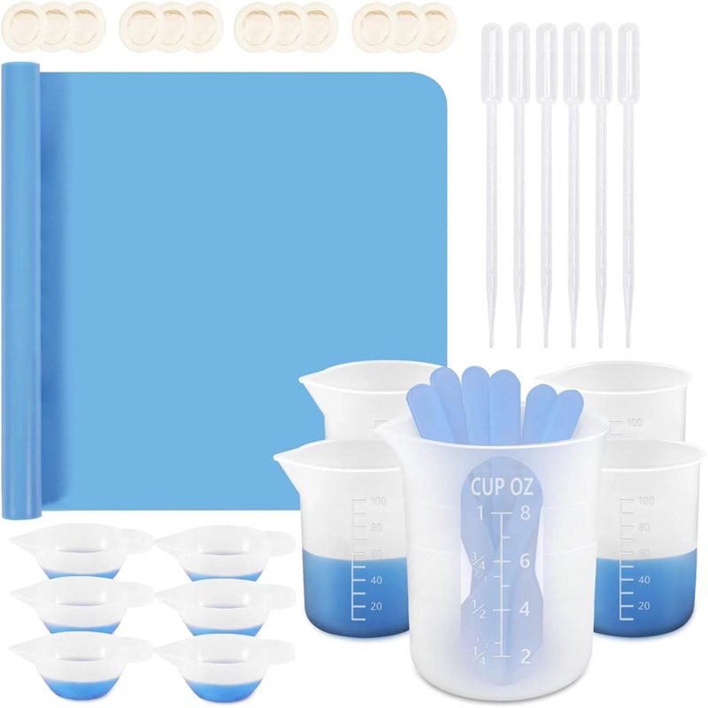 Szilikon sütőforma készlet graduált mérőedényekkel, szabálytalan formájú - modern minimalista stílus