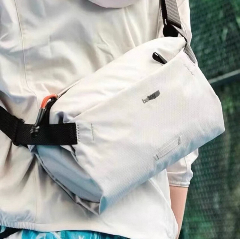 Muška najlonska torbica preko ramena za putovanja u slobodno vrijeme — prozračna, vodootporna, ultra lagana, proširiva