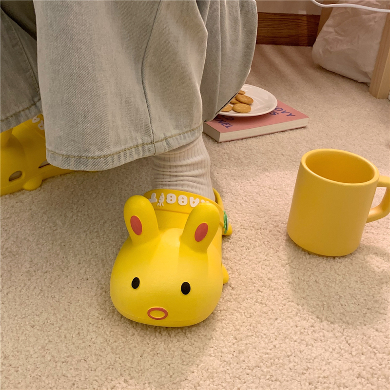 Γυναικείες σανδάλια με σχέδιο λαγουδάκι, διατρήσιμη επάνω επιφάνεια από πλαστικό, σόλα PVC, κατασκευή με έγχυση, αντιολισθητικά