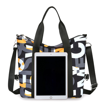 Torba tote od Oxford tkanine, poliesterna podstava, vodoravni kvadratni oblik, zatvaranje zatvaračem i tri naramenice.