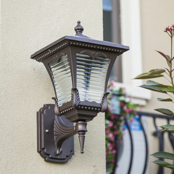 Ηλιακό εξωτερικό αδιάβροχο φωτιστικό τοίχου για μπαλκόνι/θύρα – αγροτικό στυλ με σχήμα καρδιάς; IP55, 5W, 220V, 12–16 ώρες φωτισμού, επαγωτικός διακόπτης