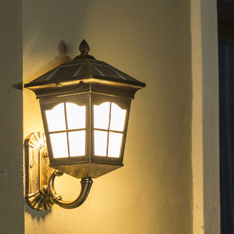 Слънчева външна водоустойчива стенна лампа за балкон и вход – пасторална сърцевидна форма, IP55, 5W, 220V, 12–16 ч осветление, индуктивен превключвател