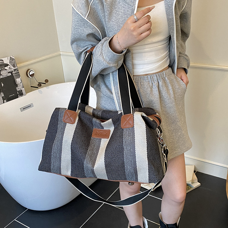 Torba za putovanje velike kapacitete 36–55L, PU materijal, vrlo lagana i otporna, podstava od poliestera, karirani uzorak, ležerni stil putovanja, unisex