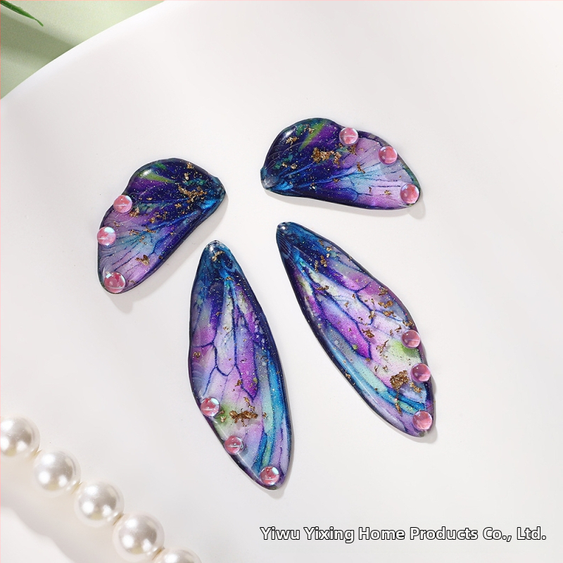 Обици с крила на пеперуда - Епоксидна смола, текстурен модел, лято 2024